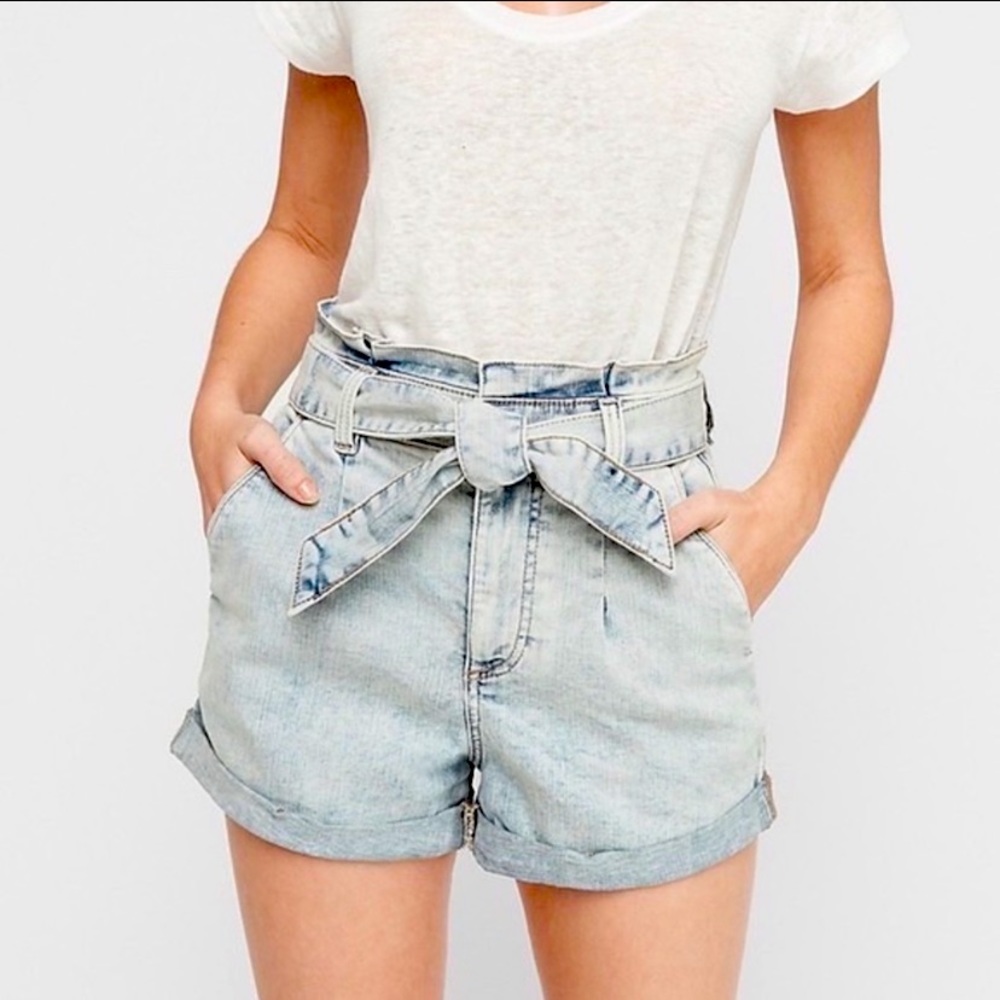 EXPRESS Super High Rise Shortie